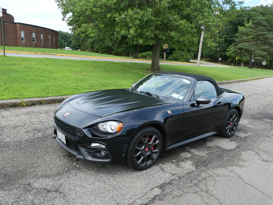 2018 Fiat 124 Spider - Image 21 of 31