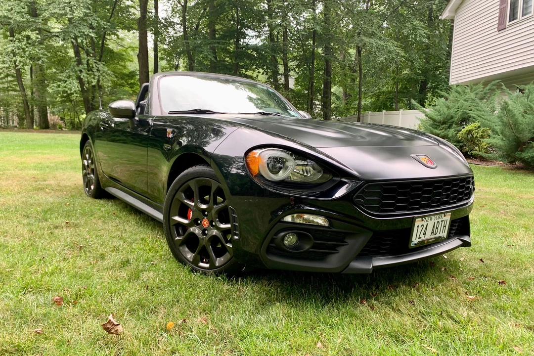2018 Fiat 124 Spider - Image 12 of 31
