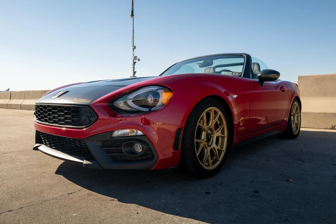 2018 Fiat 124 Spider - Image 10 of 31