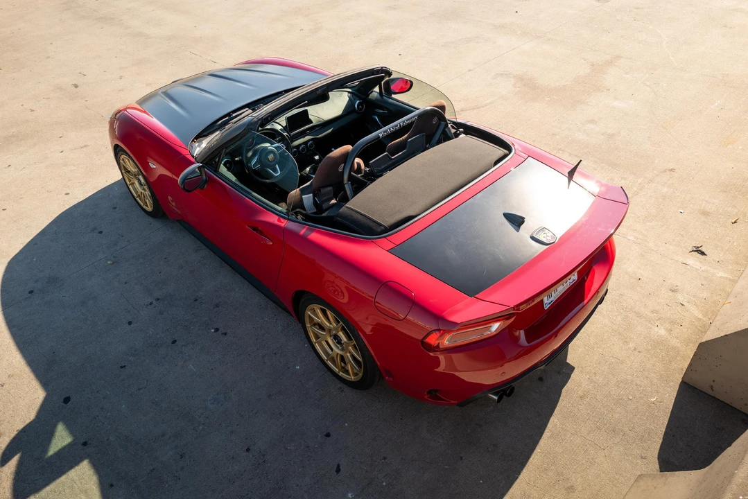 2018 Fiat 124 Spider - Image 14 of 31