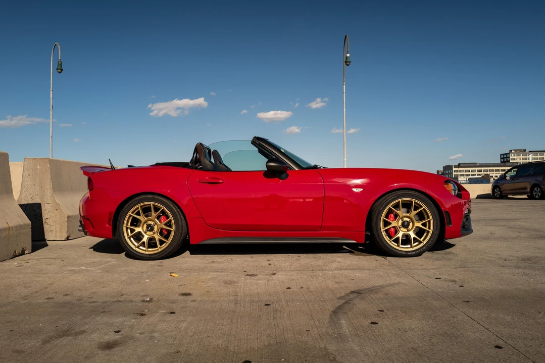 2018 Fiat 124 Spider - Image 18 of 31