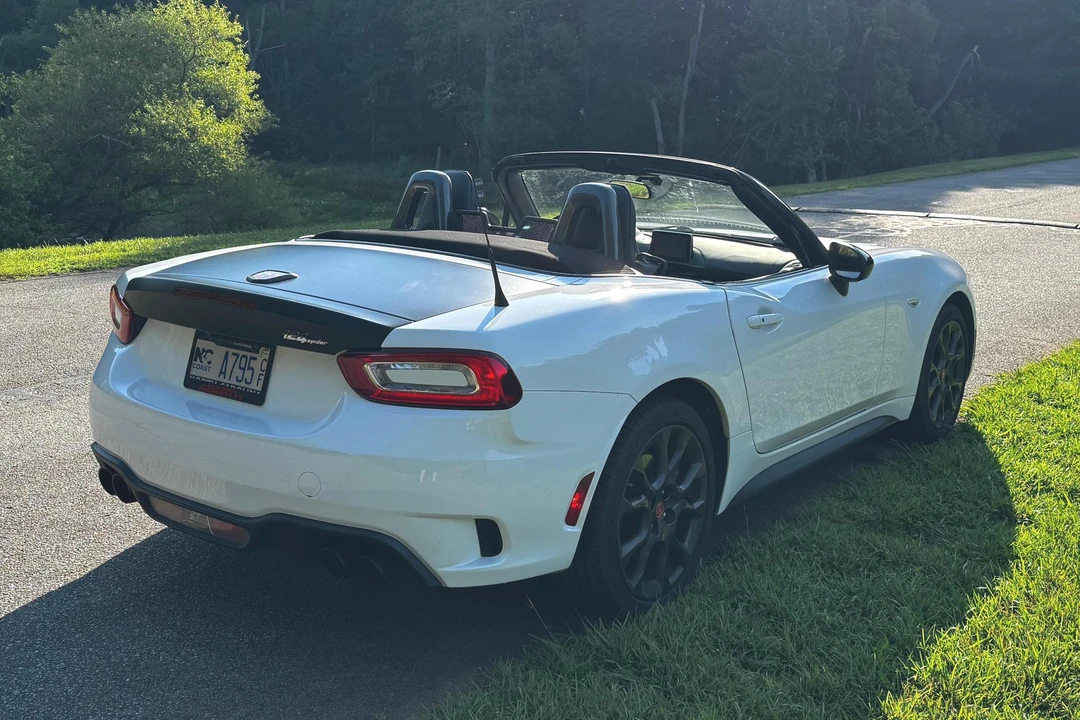 2018 Fiat 124 Spider - Image 4 of 31