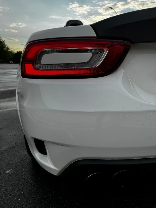 2018 Fiat 124 Spider - Image 22 of 31