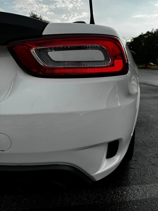 2018 Fiat 124 Spider - Image 25 of 31
