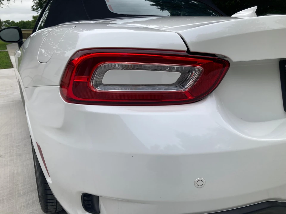 2018 Fiat 124 Spider - Image 23 of 31