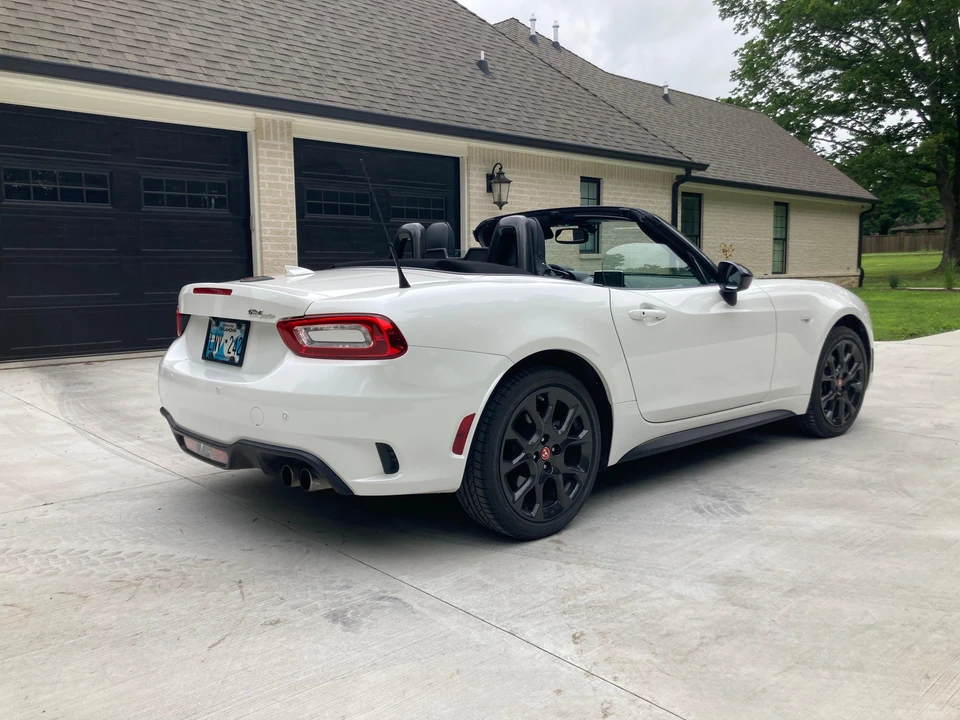 2018 Fiat 124 Spider - Image 7 of 31