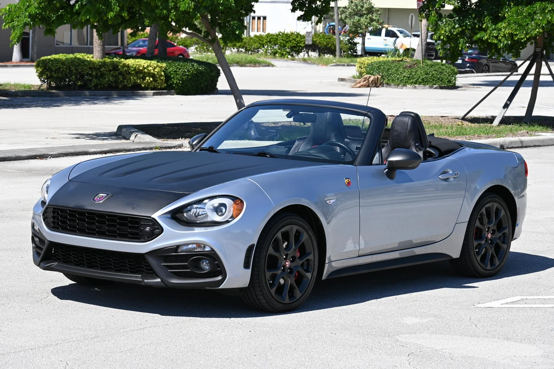 2018 Fiat 124 Spider - Image 7 of 27