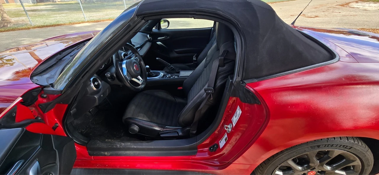 2018 Fiat 124 Spider - Image 20 of 21
