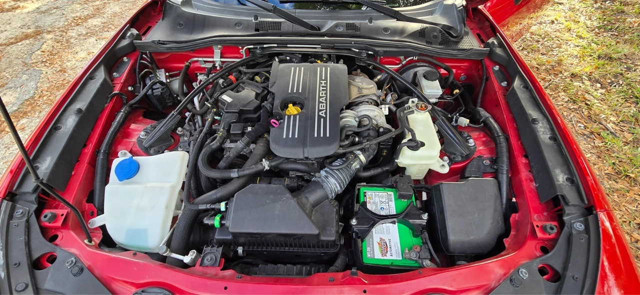 2018 Fiat 124 Spider - Image 14 of 21