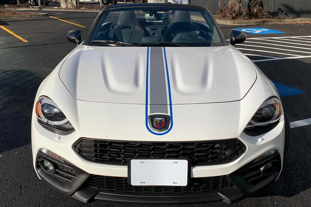 2018 Fiat 124 Spider - Image 2 of 31