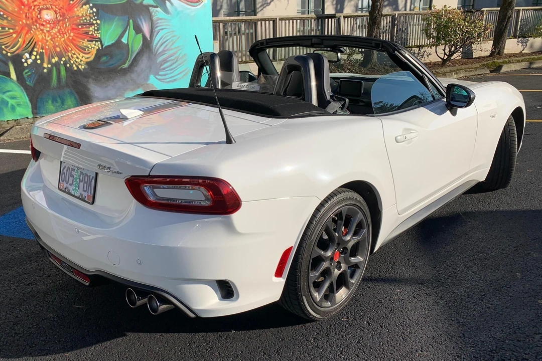 2018 Fiat 124 Spider - Image 4 of 31