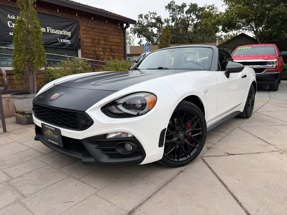 2018 Fiat 124 Spider - Image 13 of 20