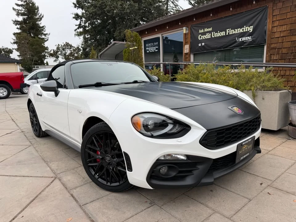 2018 Fiat 124 Spider - Image 2 of 20
