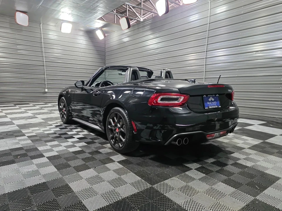 2018 Fiat 124 Spider - Image 7 of 21