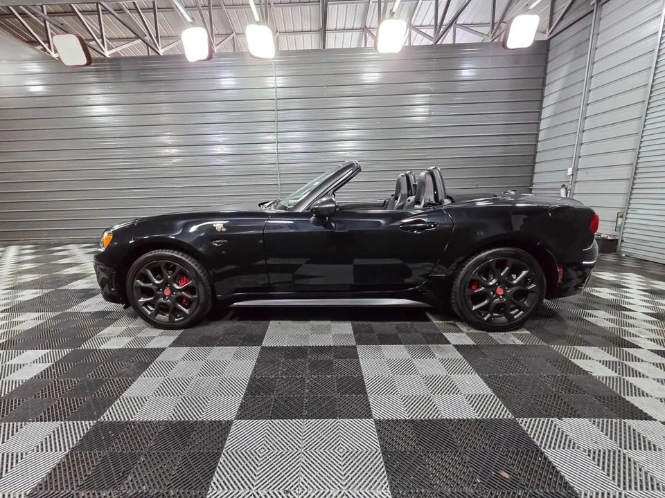 2018 Fiat 124 Spider - Image 8 of 21