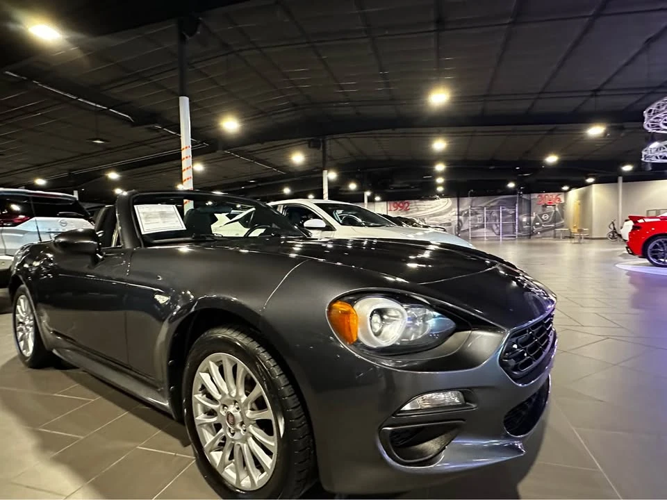 2018 Fiat 124 Spider - Image 2 of 5