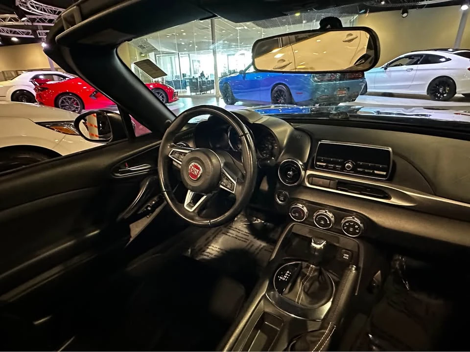 2018 Fiat 124 Spider - Image 4 of 5
