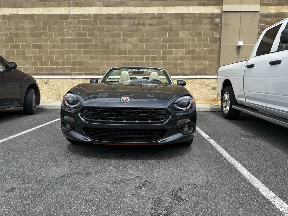 2018 Fiat 124 Spider - Image 6 of 16