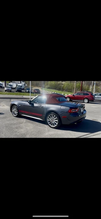 2018 Fiat 124 Spider - Image 16 of 16