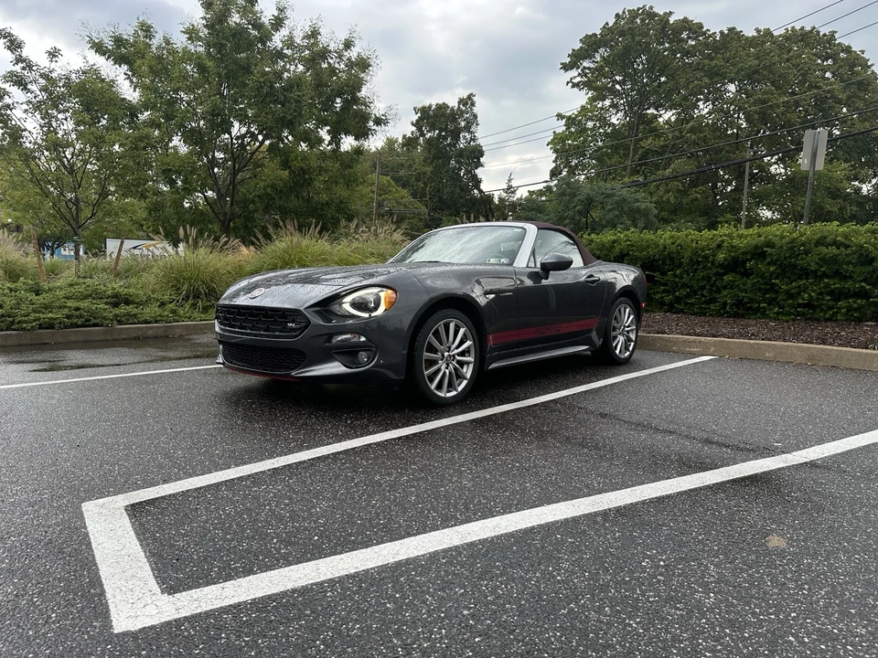 2018 Fiat 124 Spider - Image 13 of 16