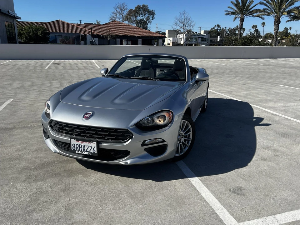 2018 Fiat 124 Spider - Image 9 of 31