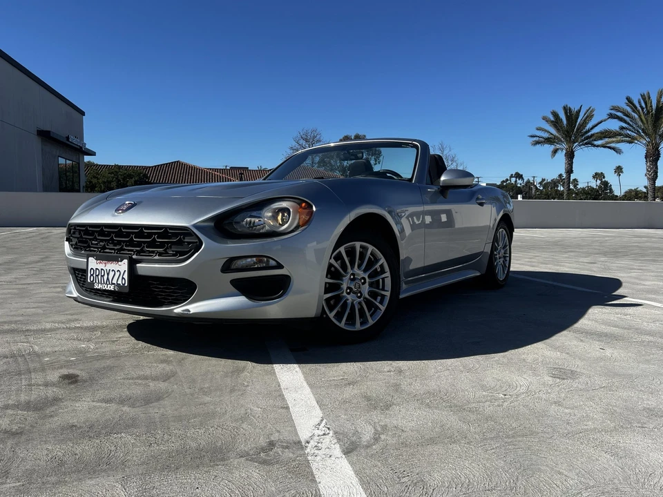 2018 Fiat 124 Spider - Image 20 of 31
