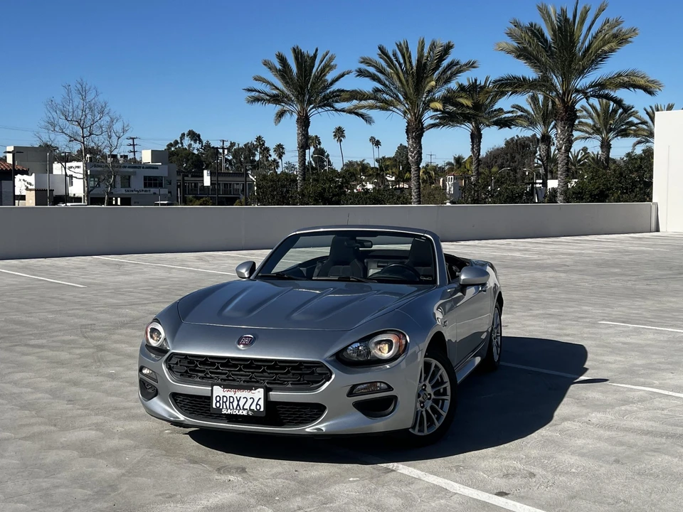 2018 Fiat 124 Spider - Image 8 of 31