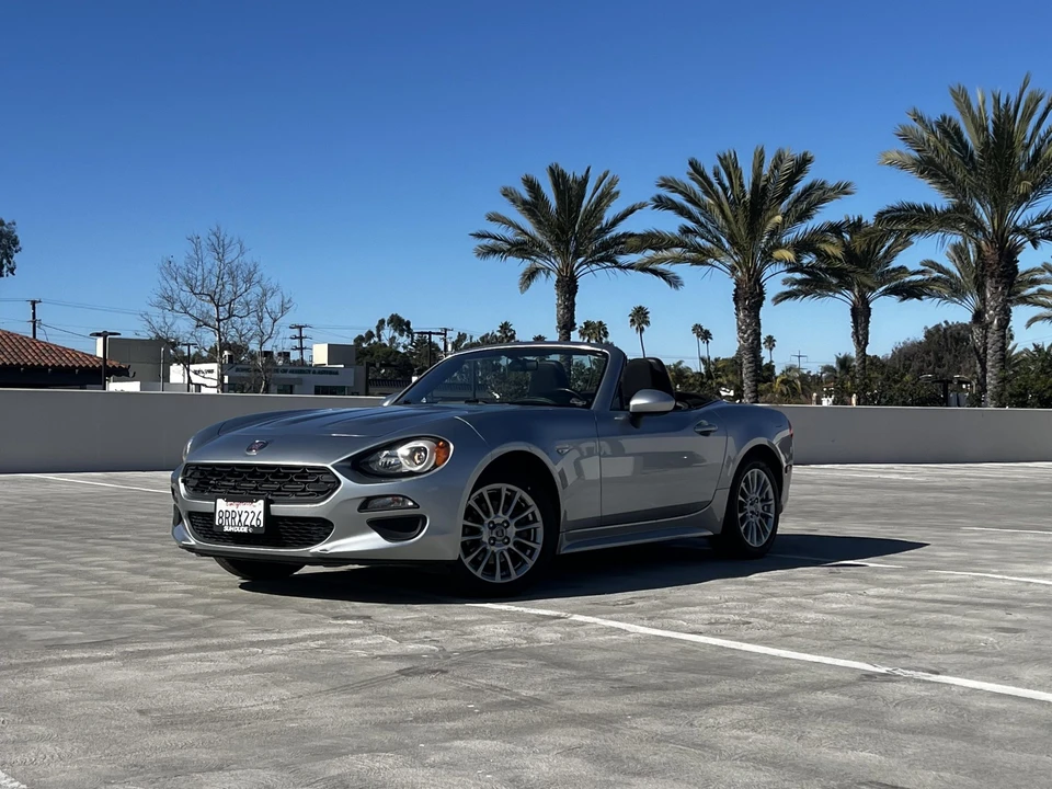 2018 Fiat 124 Spider - Image 30 of 31