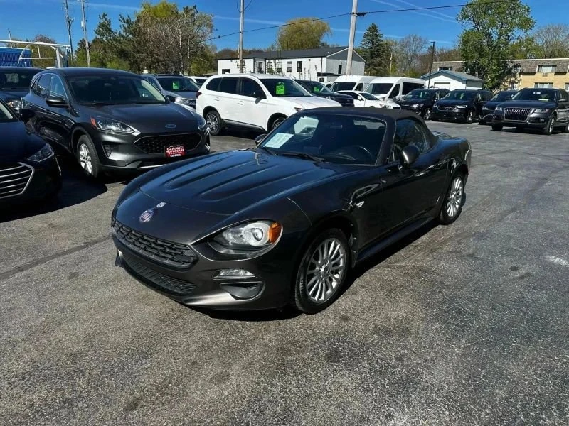 2018 Fiat 124 Spider - Image 3 of 10