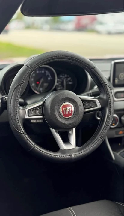 2018 Fiat 124 Spider - Image 10 of 19