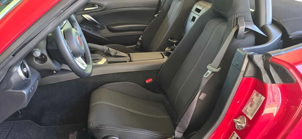 2018 Fiat 124 Spider - Image 12 of 17
