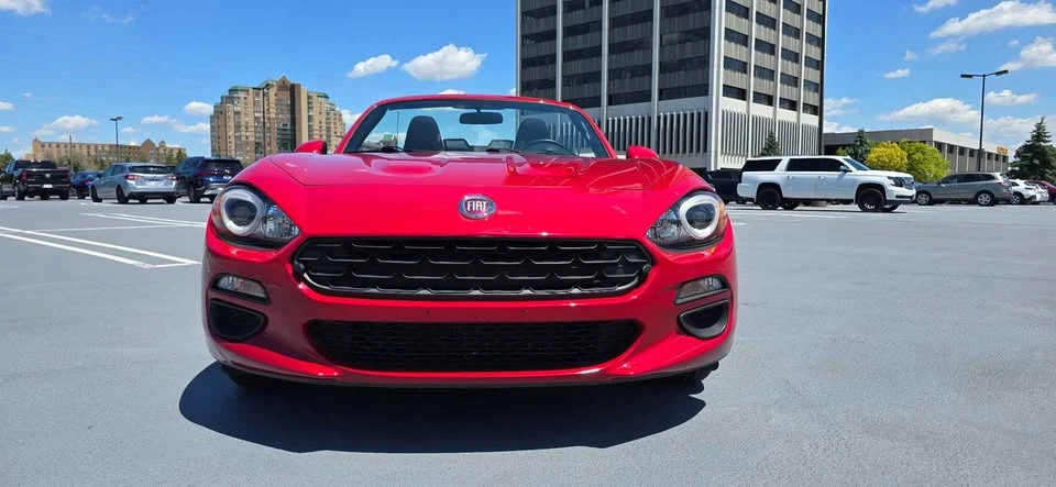 2018 Fiat 124 Spider - Image 13 of 17