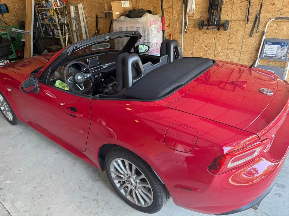 2018 Fiat 124 Spider - Image 2 of 7