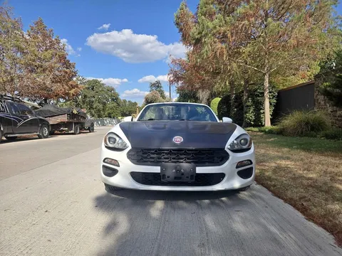 2018 Fiat 124 Spider Classica Convertible 2D