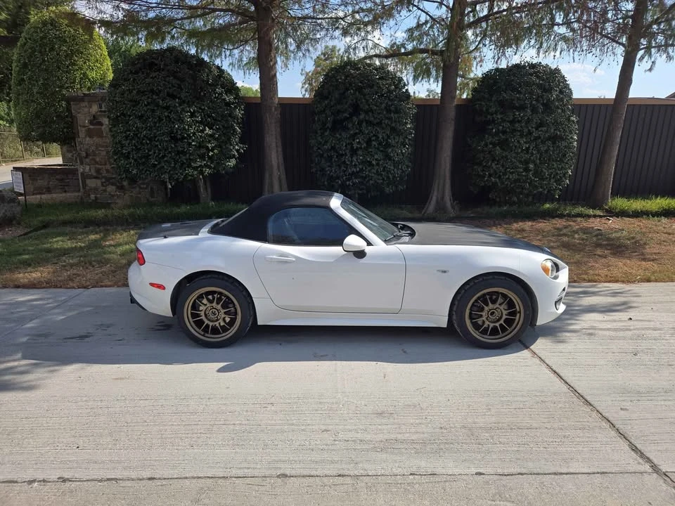 2018 Fiat 124 Spider - Image 7 of 13