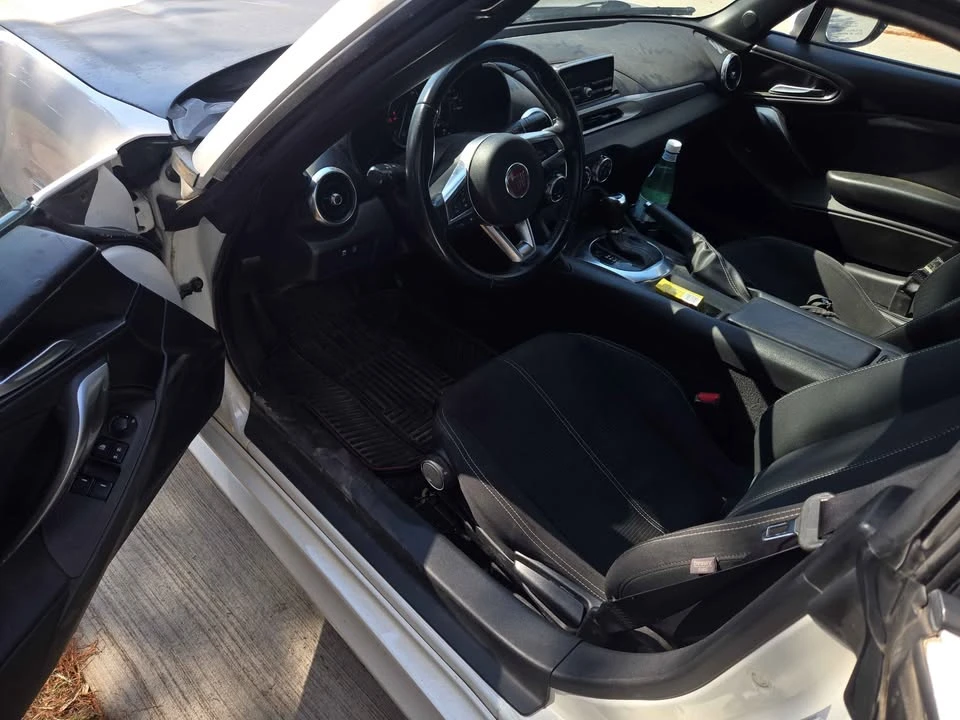 2018 Fiat 124 Spider - Image 6 of 13