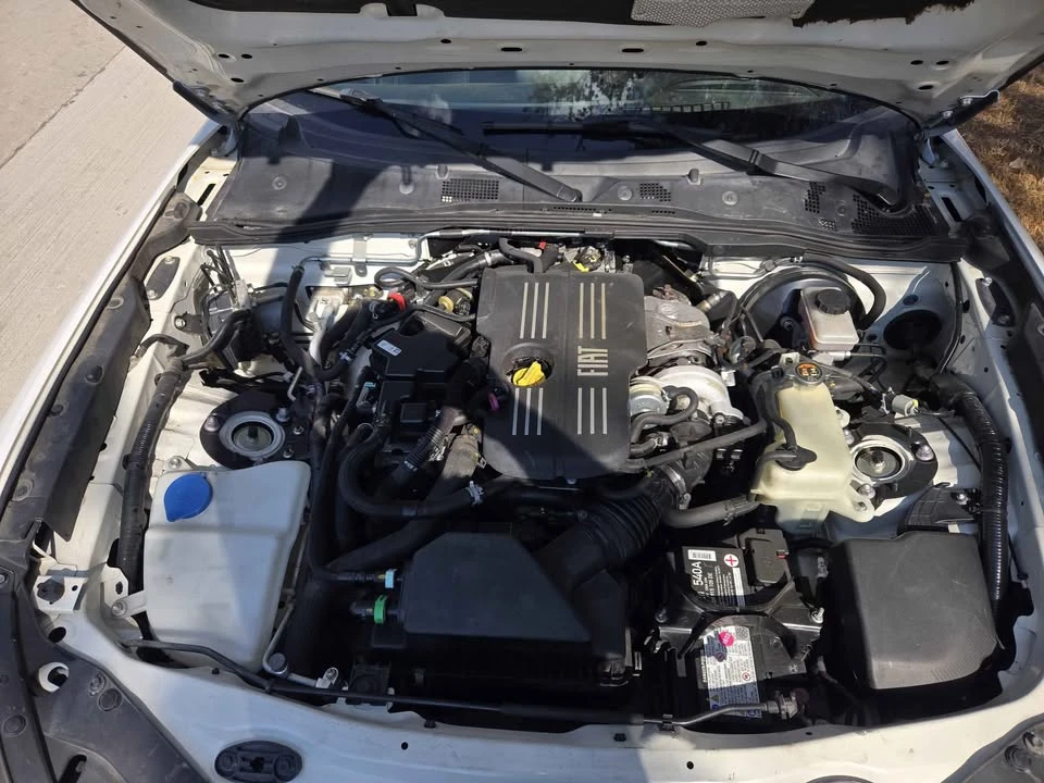 2018 Fiat 124 Spider - Image 9 of 13