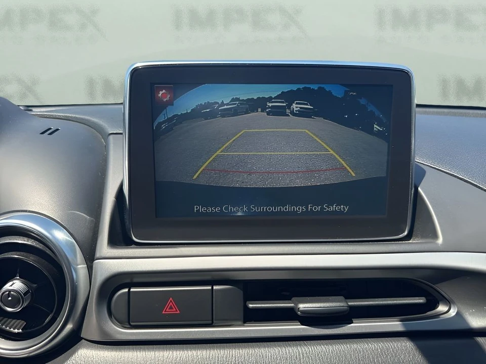 2018 Fiat 124 Spider - Image 18 of 30