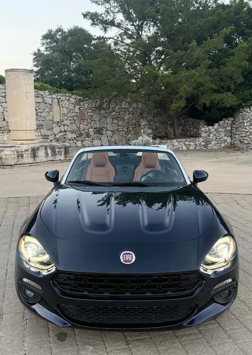 2018 Fiat 124 Spider - Image 5 of 15
