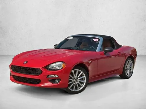 2018 Fiat 124 Spider Lusso Convertible 2D