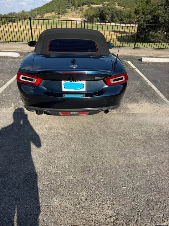 2018 Fiat 124 Spider - Image 8 of 8