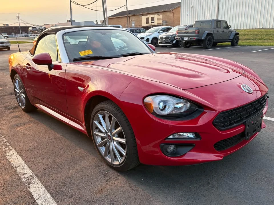 2018 Fiat 124 Spider - Image 4 of 7
