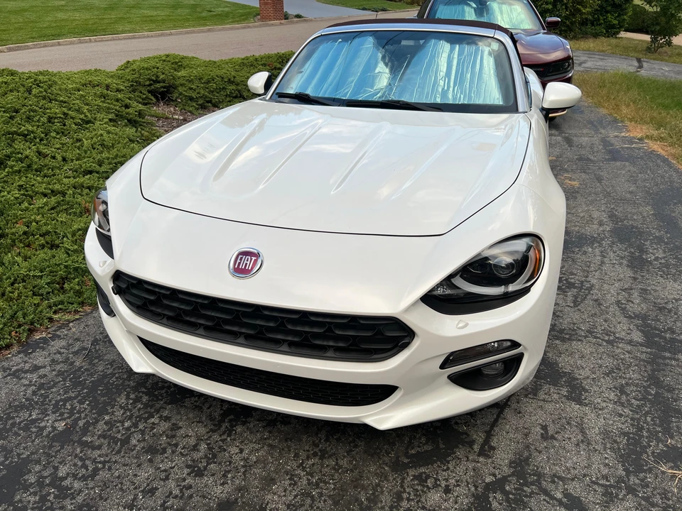 2018 Fiat 124 Spider - Image 12 of 31