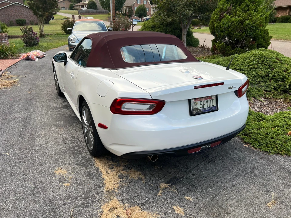 2018 Fiat 124 Spider - Image 14 of 31