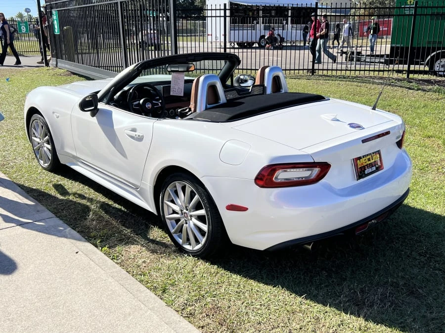 2018 Fiat 124 Spider - Image 3 of 7