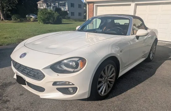 2018 Fiat 124 Spider Lusso