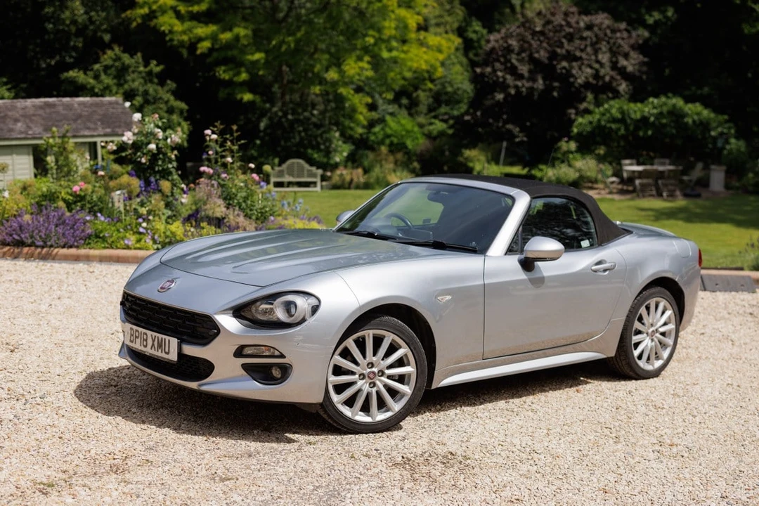 2018 Fiat 124 Spider - Image 31 of 31