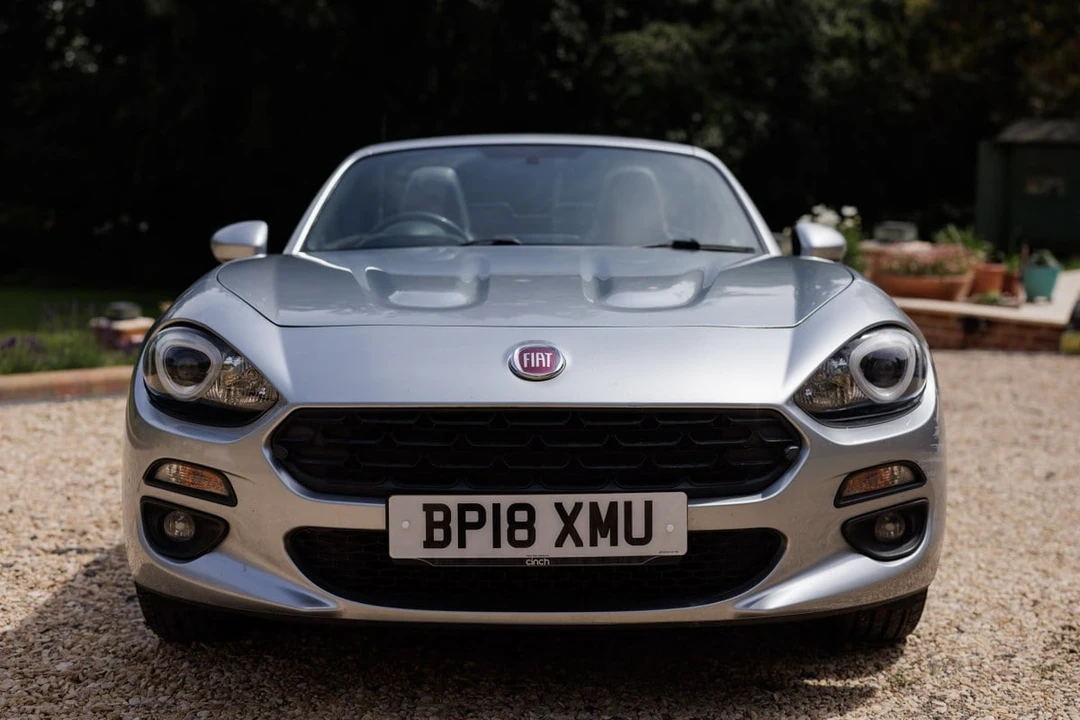 2018 Fiat 124 Spider - Image 11 of 31