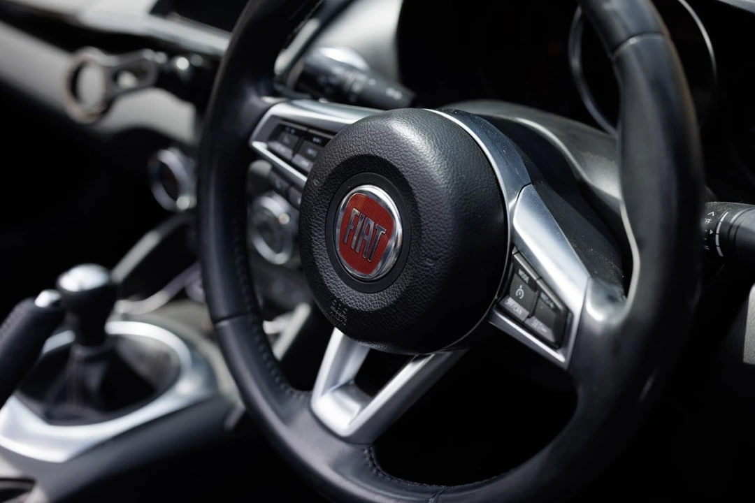 2018 Fiat 124 Spider - Image 22 of 31