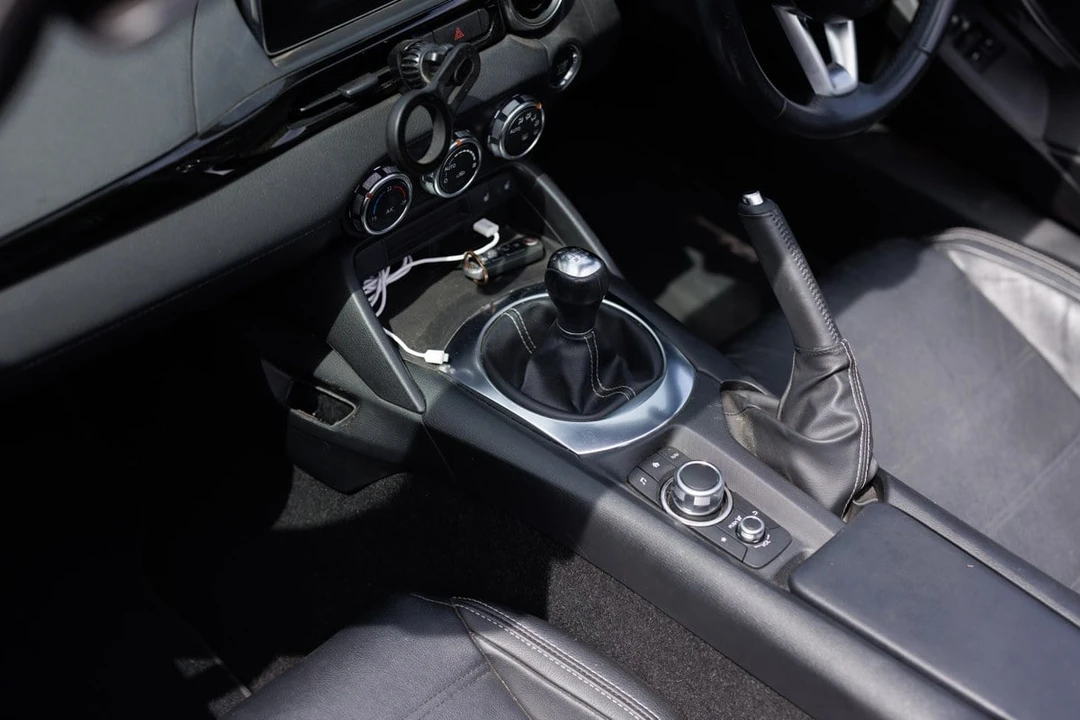 2018 Fiat 124 Spider - Image 20 of 31